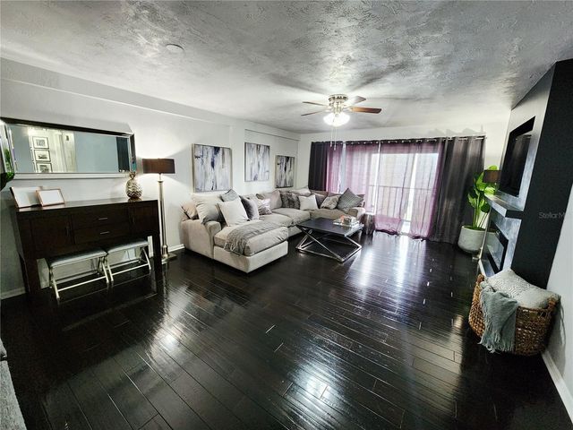 4651 1ST STREET NE 306, St Petersburg, FL 33702