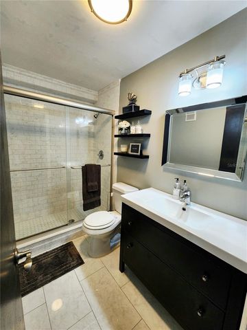 4651 1ST STREET NE 306, St Petersburg, FL 33702