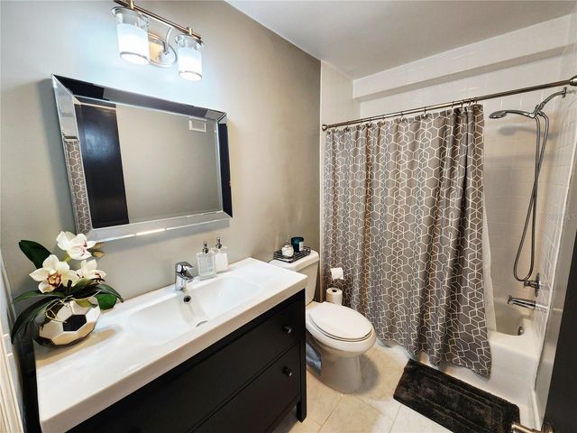 4651 1ST STREET NE 306, St Petersburg, FL 33702