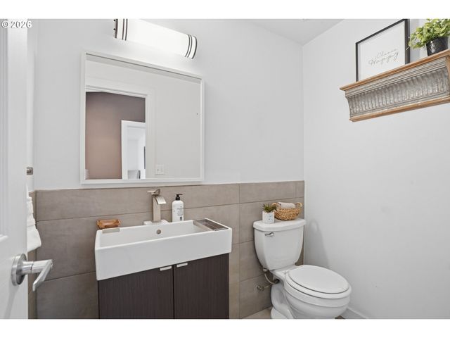 2329 Ne 380TH Ave, Washougal, WA 98671