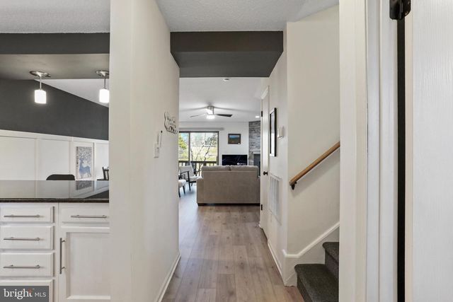 256 TECUMSEH TRL, Hedgesville, WV 25427