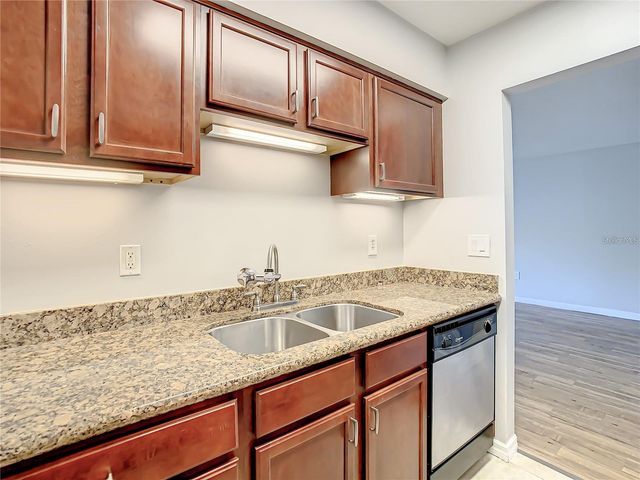 406 S CEDAR AVENUE 107, Tampa, FL 33606