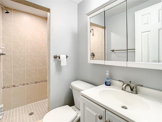 406 S CEDAR AVENUE 107, Tampa, FL 33606