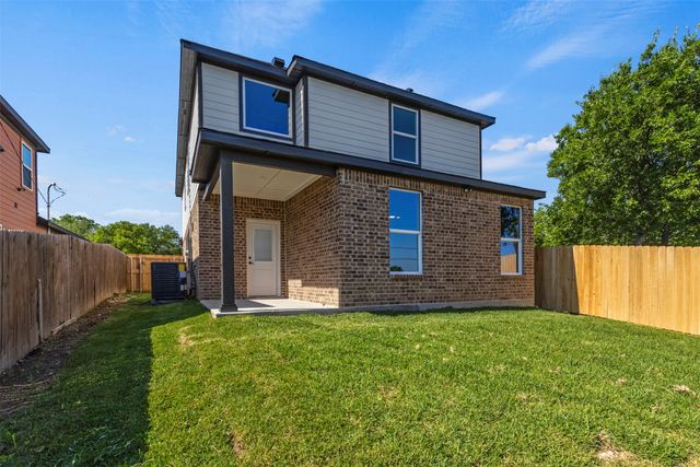 1517 Avenue D, Fort Worth, TX 76104