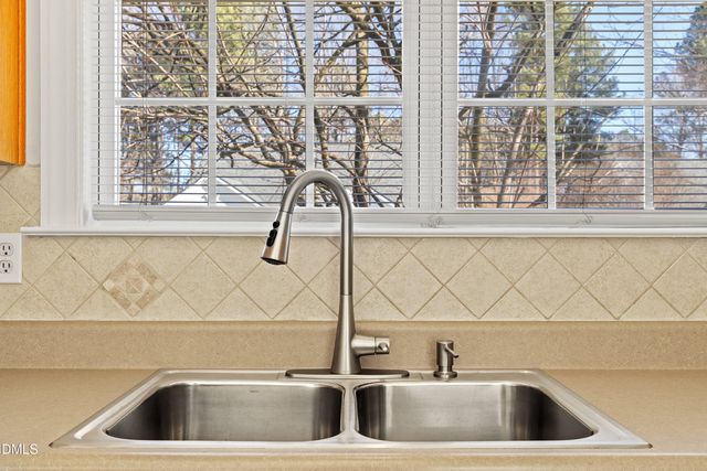 105 Rockport Ridge Way, Cary, NC 27519