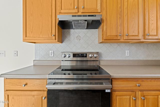 105 Rockport Ridge Way, Cary, NC 27519