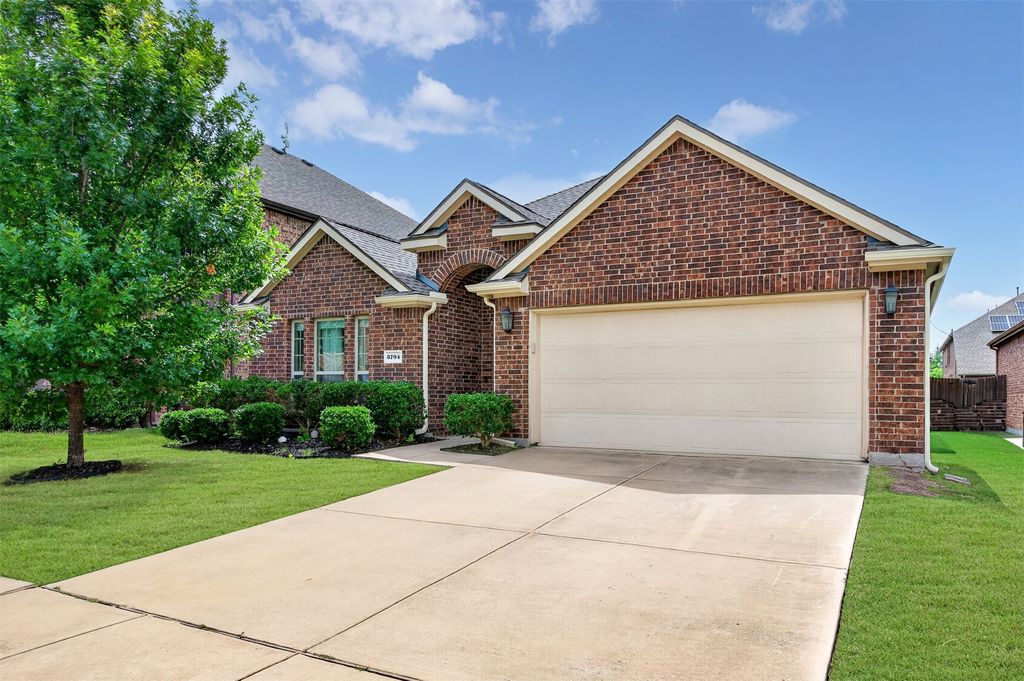 3704 Wrexham Street, Frisco, TX 75036