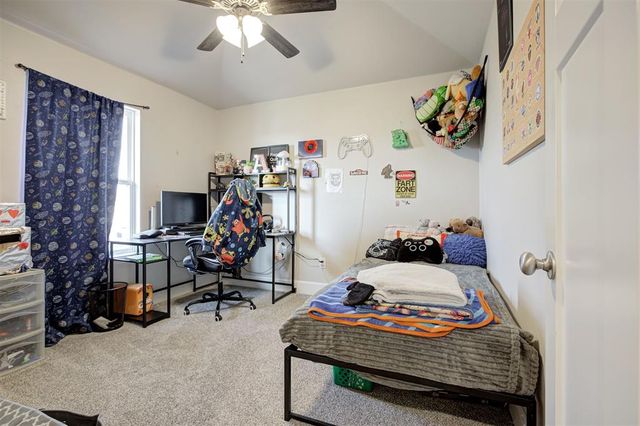 11517 NW 107th Street, Yukon, OK 73099