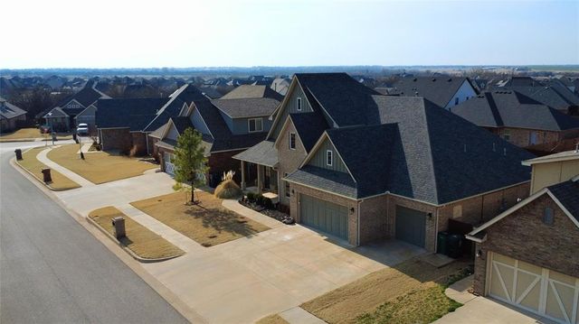 11517 NW 107th Street, Yukon, OK 73099