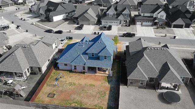 11517 NW 107th Street, Yukon, OK 73099