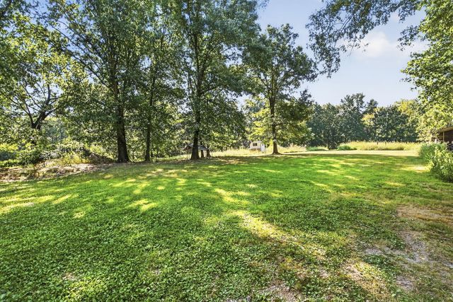 9502 E State Highway Ad, Rogersville, MO 65742