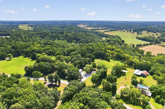 9502 E State Highway Ad, Rogersville, MO 65742