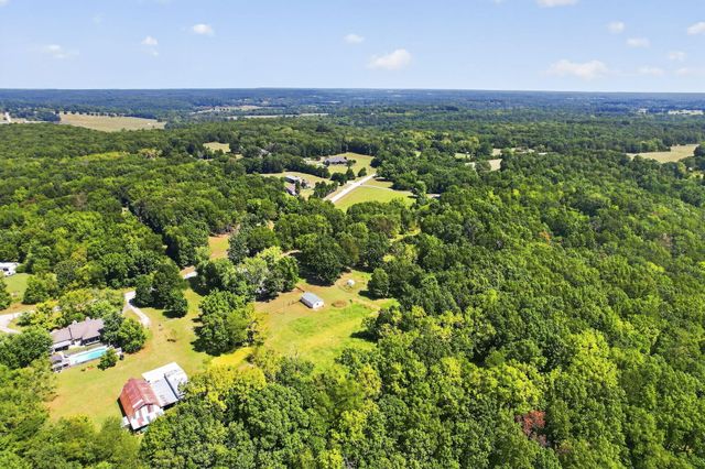 9502 E State Highway Ad, Rogersville, MO 65742