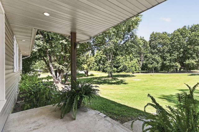 9502 E State Highway Ad, Rogersville, MO 65742