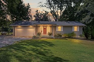 9502 E State Highway Ad, Rogersville, MO 65742