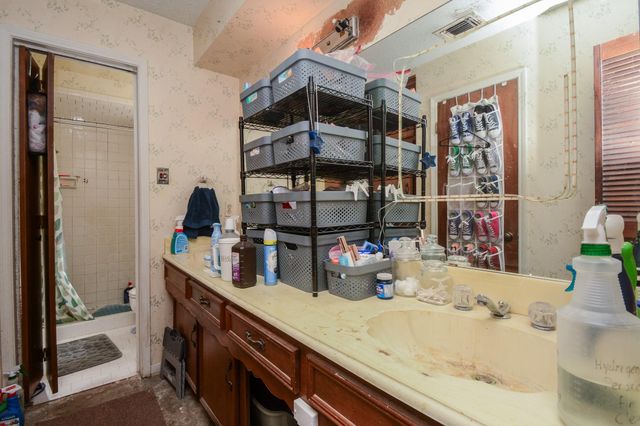 13630 Oleoke Lane, Houston, TX 77015