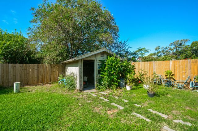 13630 Oleoke Lane, Houston, TX 77015