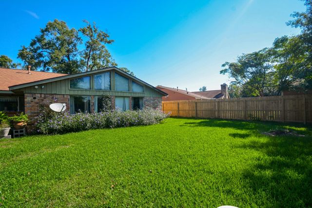 13630 Oleoke Lane, Houston, TX 77015
