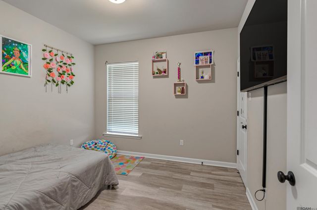 216 Shadow Pointe Road, Thibodaux, LA 70301