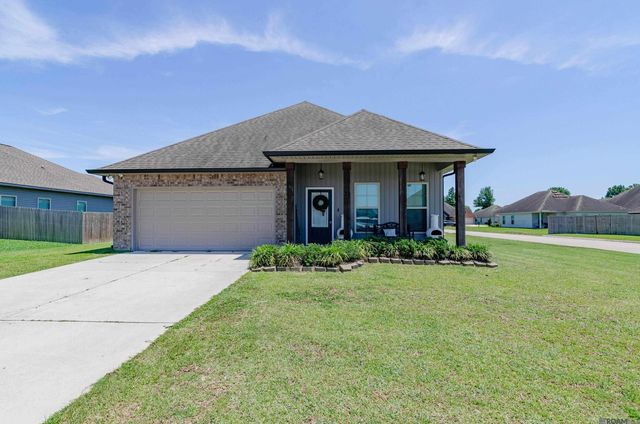 216 Shadow Pointe Road, Thibodaux, LA 70301