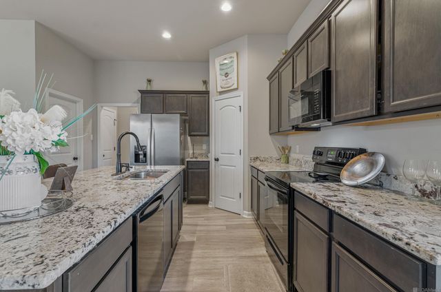 216 Shadow Pointe Road, Thibodaux, LA 70301