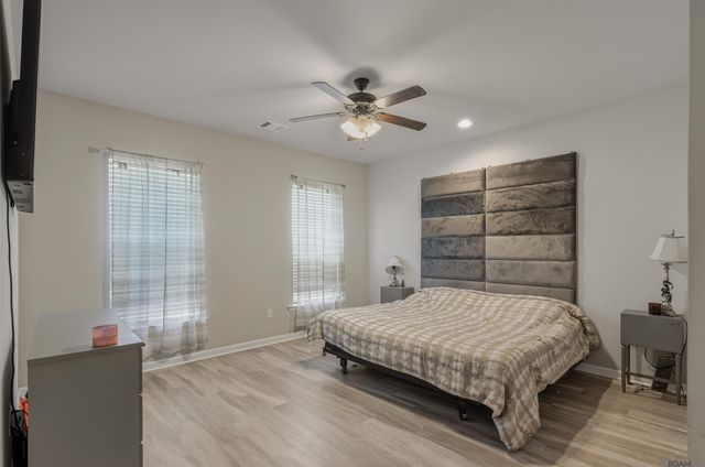 216 Shadow Pointe Road, Thibodaux, LA 70301