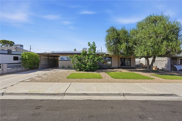 909 Canosa Avenue, Las Vegas, NV 89104