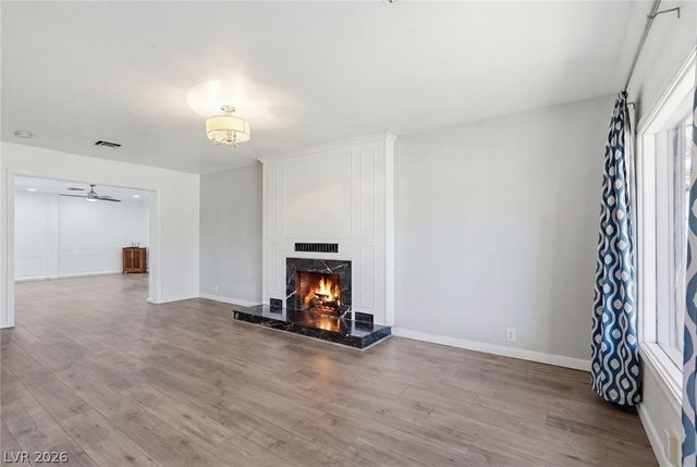 909 Canosa Avenue, Las Vegas, NV 89104