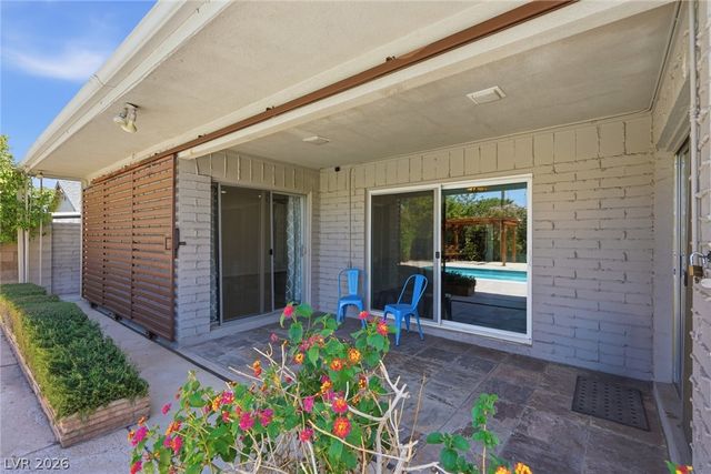 909 Canosa Avenue, Las Vegas, NV 89104