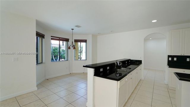 7507 SW 189th St 7507, Cutler Bay, FL 33157