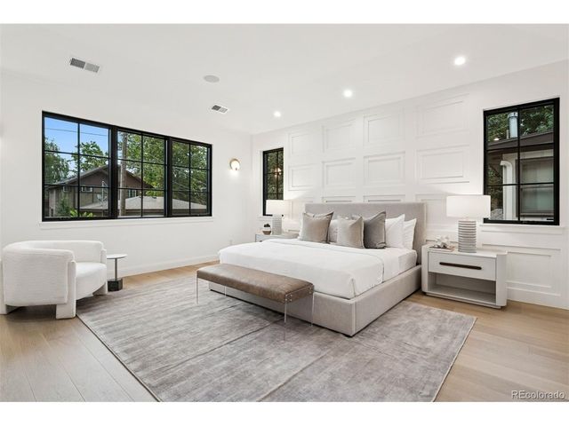 1208 S Vine St, Denver, CO 80210