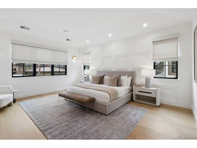 1208 S Vine St, Denver, CO 80210