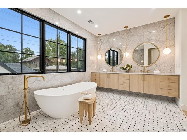 1208 S Vine St, Denver, CO 80210