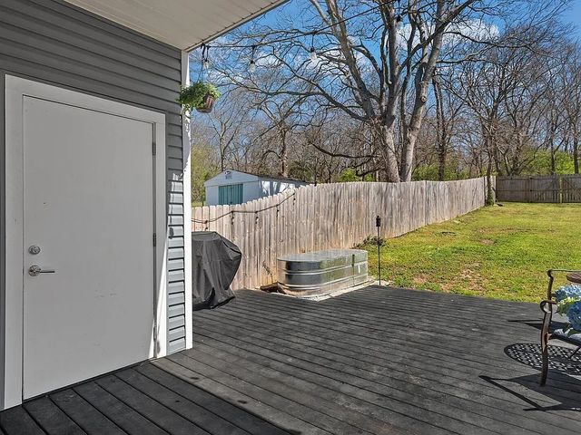 221 Hillcrest Dr, Madison, TN 37115