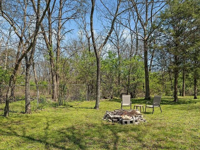 221 Hillcrest Dr, Madison, TN 37115