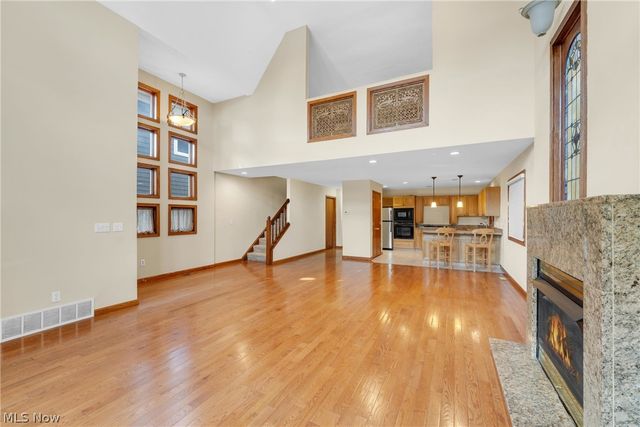 2184 Cornell Road, Cleveland, OH 44106