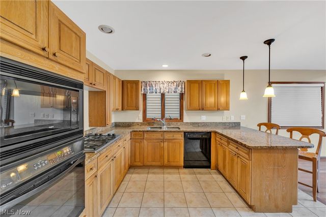 2184 Cornell Road, Cleveland, OH 44106