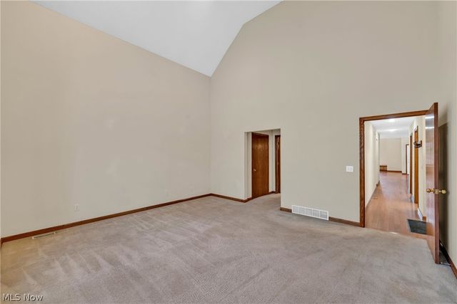 2184 Cornell Road, Cleveland, OH 44106