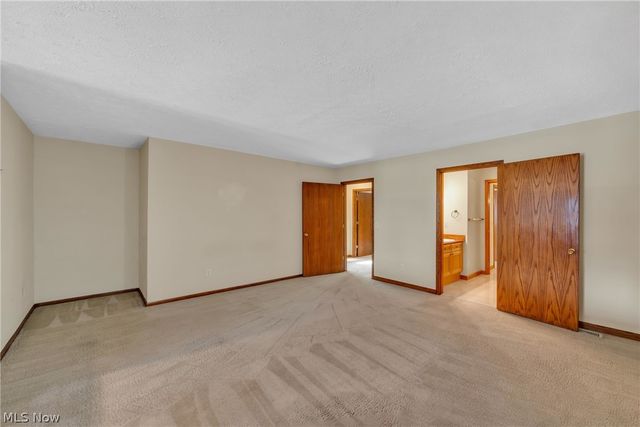 2184 Cornell Road, Cleveland, OH 44106
