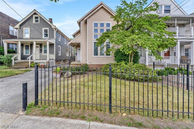 2184 Cornell Road, Cleveland, OH 44106