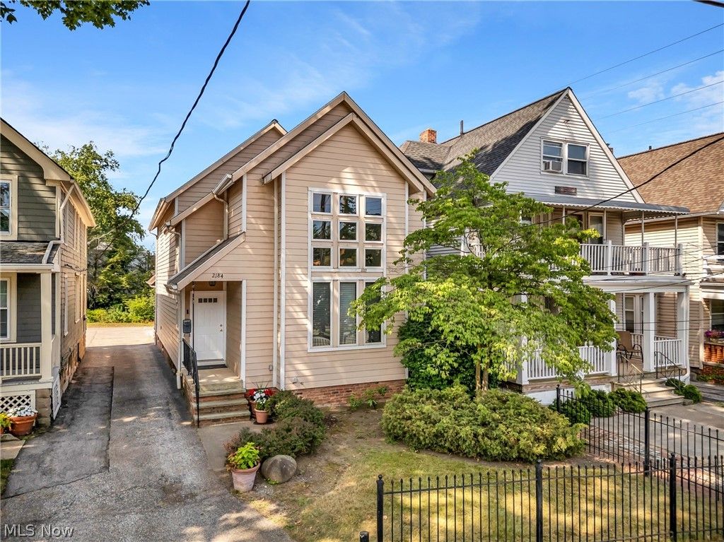 2184 Cornell Road, Cleveland, OH 44106