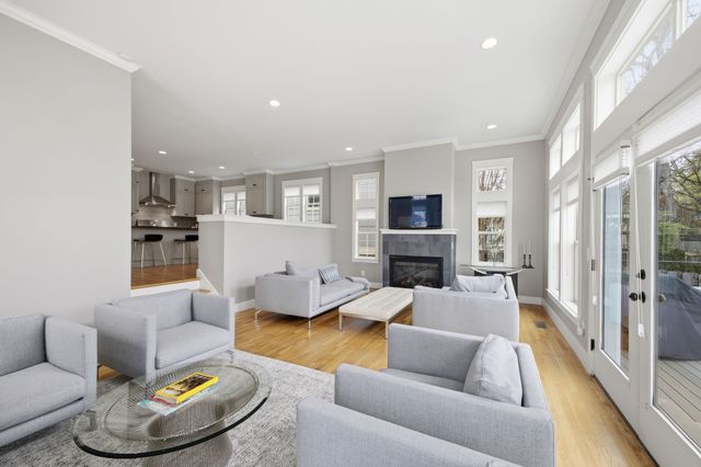 216B 38th Ave, N, Nashville, TN 37209