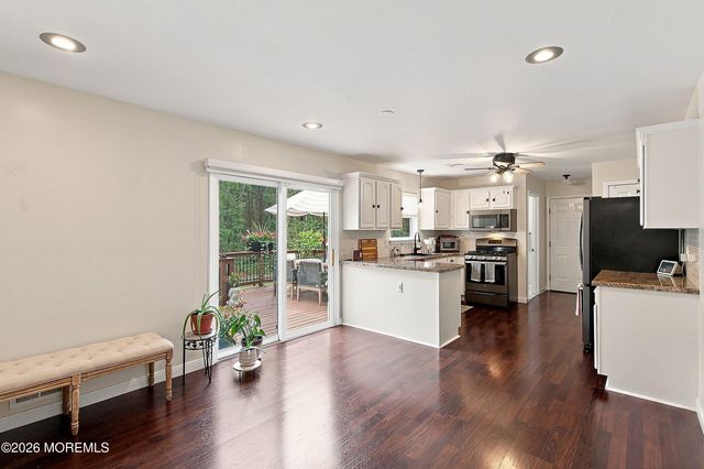 1519 Berkeley Avenue, Beachwood, NJ 08722
