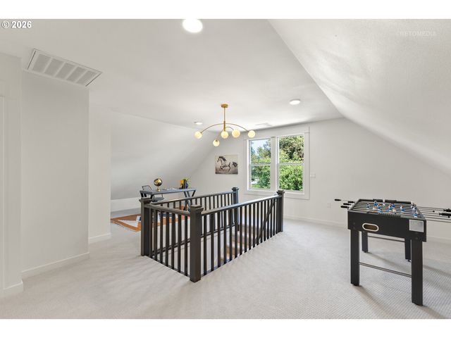 4054 N MISSOURI Ave, Portland, OR 97227