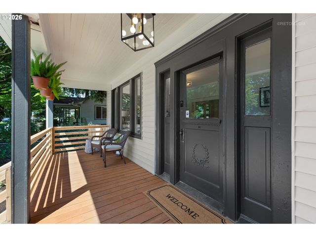 4054 N MISSOURI Ave, Portland, OR 97227