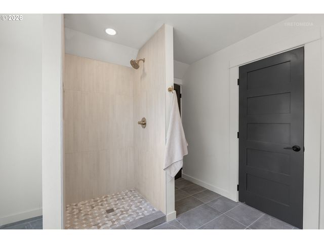 4054 N MISSOURI Ave, Portland, OR 97227