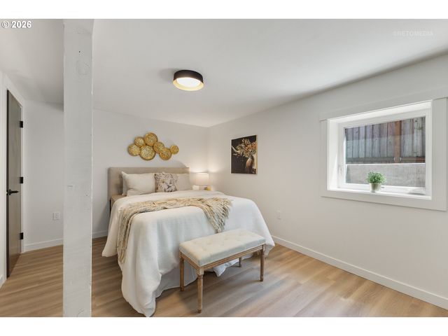 4054 N MISSOURI Ave, Portland, OR 97227