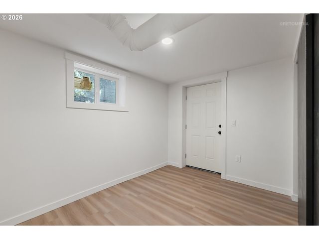 4054 N MISSOURI Ave, Portland, OR 97227