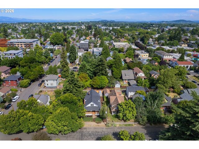 4054 N MISSOURI Ave, Portland, OR 97227