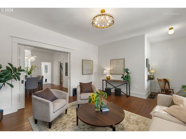 4054 N MISSOURI Ave, Portland, OR 97227